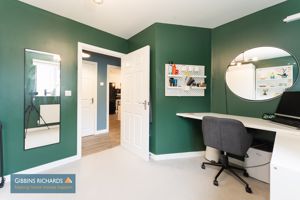 Bedroom- click for photo gallery